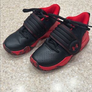 Under Armour Kids Black and Red Basketball Sneakers